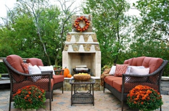 55 Cozy Fall Patio Decorating Ideas - Digsdigs