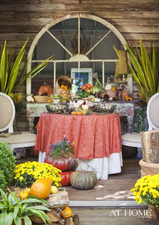 Cozy Fall Patio Decor Ideas
