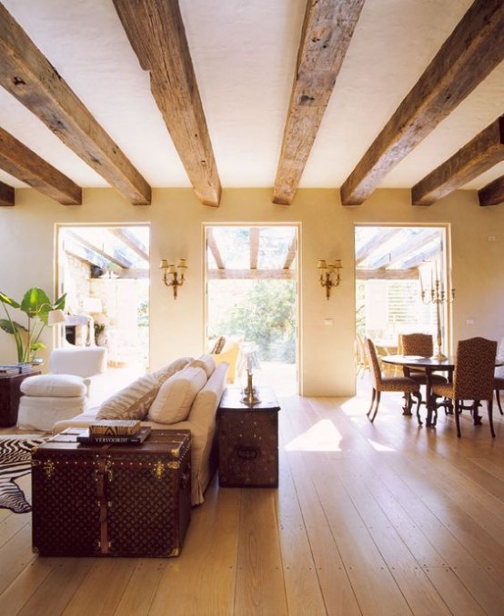Cozy Living Room Designs With Exposed Wooden Beams