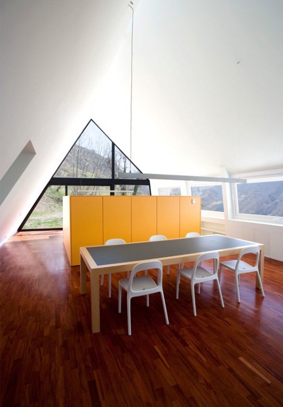 Cozy Mountain Cottage In The Pyrennees