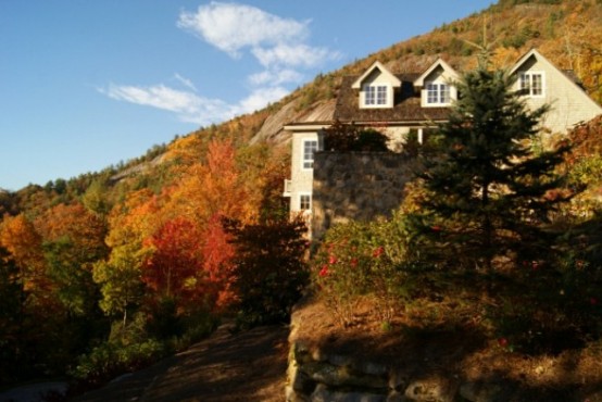 Cozy Mountain Retreat In Traditional Style