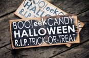 rustic wooden and plywood signs for Halloween are stylish and you can DIY them easily