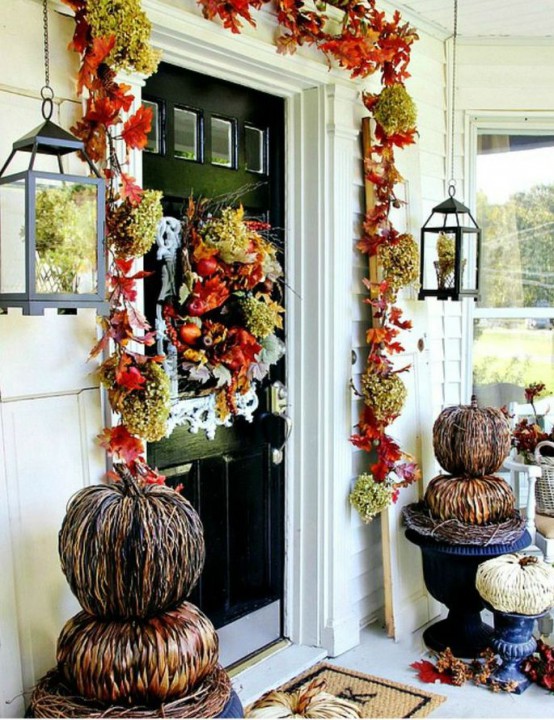 57 Cozy Thanksgiving Porch D cor Ideas  DigsDigs