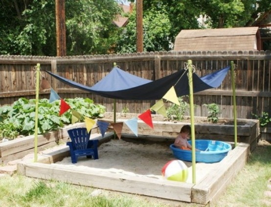 kids outdoor play area