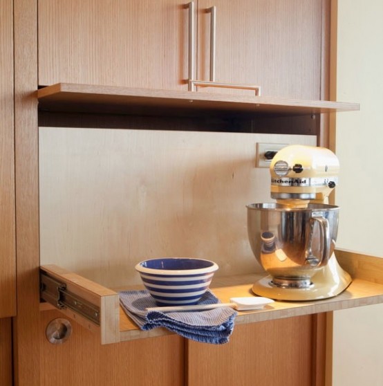 https://www.digsdigs.com/photos/creative-appliances-storage-ideas-for-small-kitchens-15-554x558.jpg