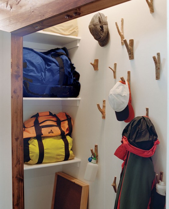 38 Creative Clothes Storage Solutions For Small Spaces - DigsDigs