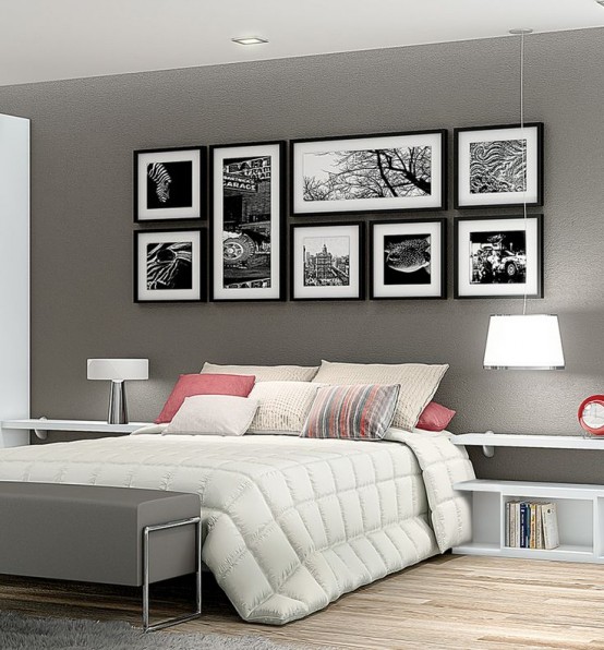 una elegante muro de galería en blanco y negro sobre su cama sustituirá a cualquier cabecera y hará un acento audaz en su espacio para dormir