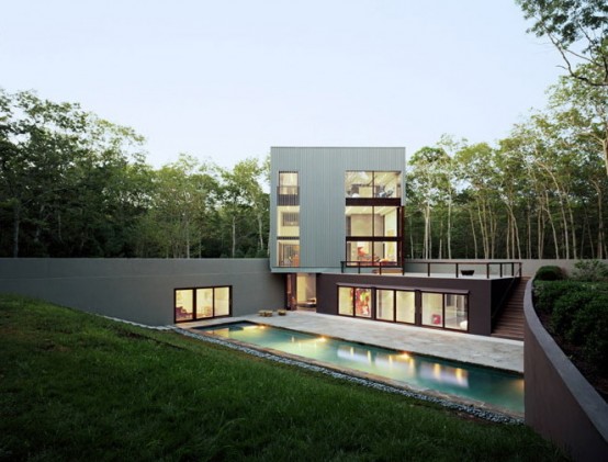 Cube House With Amazing Swimming Pool