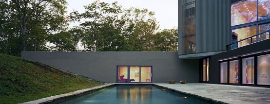 Cube House With Amazing Swimming Pool