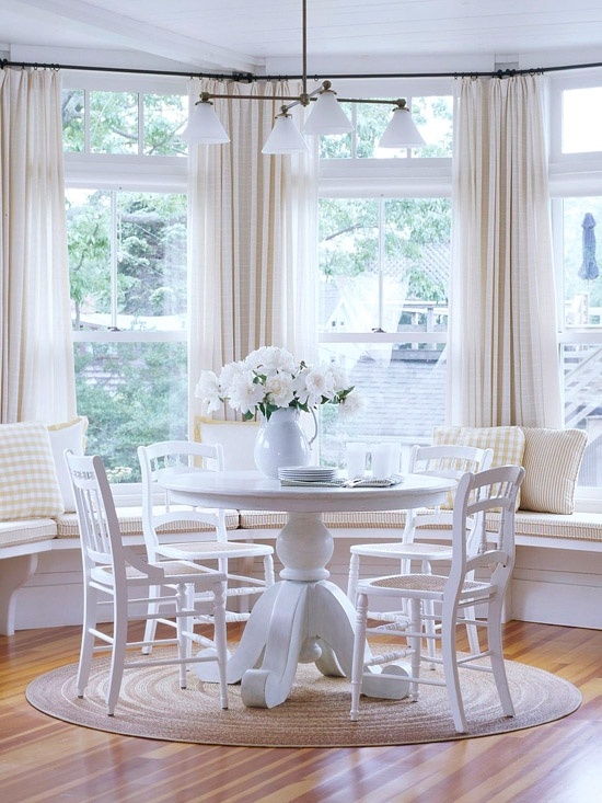 Cute And Cozy Breakfast Nook Decor Ideas