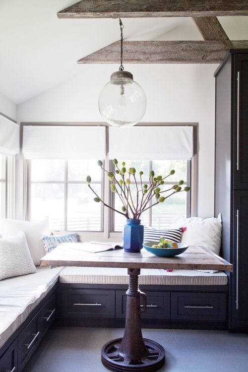 Cute And Cozy Breakfast Nook Decor Ideas