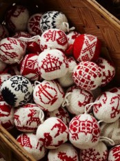 pretty red, black and white knit Christmas ornaments with traditional Scandi Christmas patterns are adorable to cozy up your tree