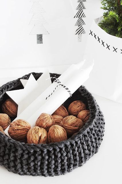 dress up your bowl with a chunky knit cozy and it will instantly become a pretty winter or Christmas accessory