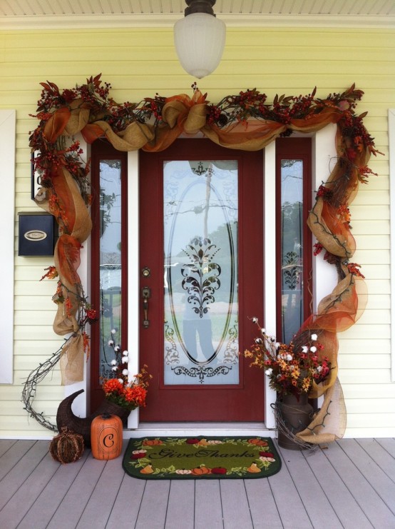 67 Cute And Inviting Fall Front Door Décor Ideas DigsDigs 67 Cute And Inviting Fall Front Door Décor Ideas DigsDigs