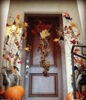 Cute And Inviting Fall Front Door Decor Ideas