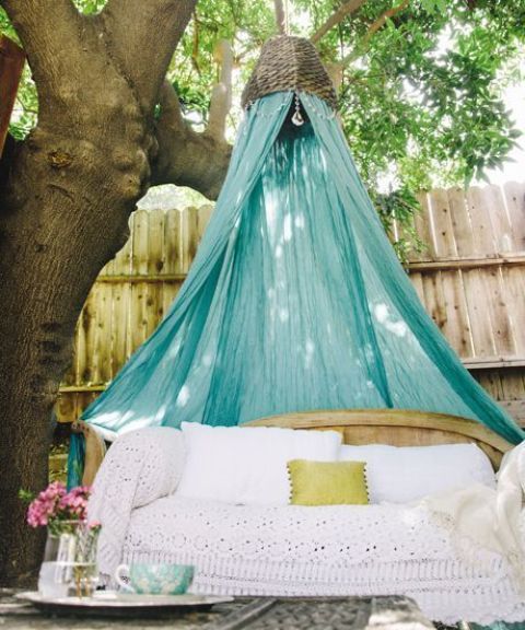 52 Cute And Practical Mosquito Net Decoration Ideas - DigsDigs