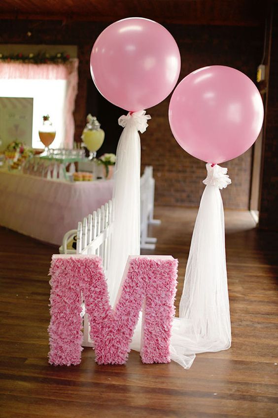 36 Cute Balloon Décor Ideas For Baby Showers - DigsDigs