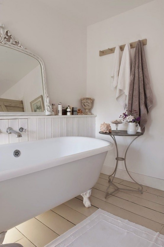28 Lovely And Inspiring Shabby Chic Bathroom Decor Ideas Digsdigs