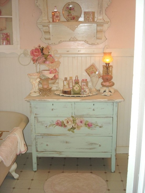 Cute Shabby Chic Bathroom Decor Ideas