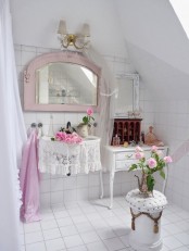 Cute Shabby Chic Bathroom Decor Ideas