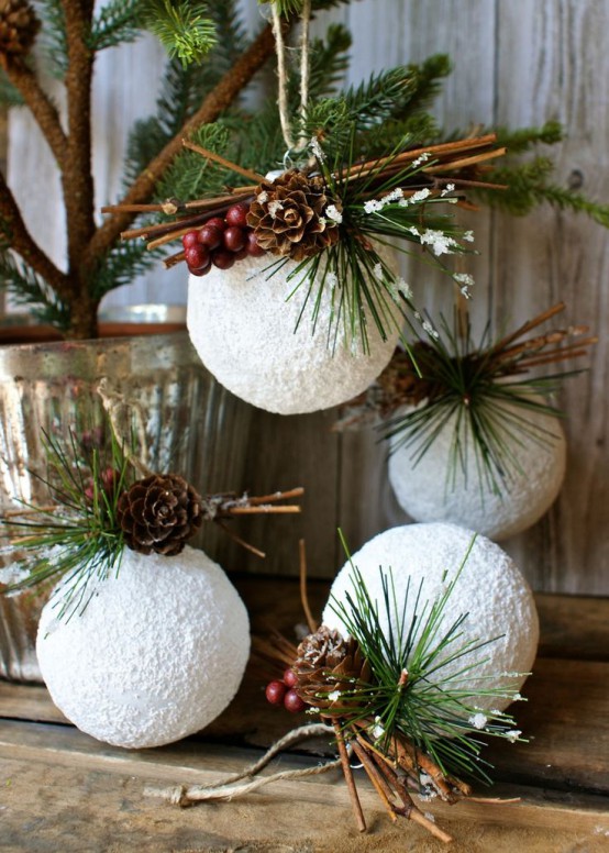 Decorative snowballs and artificial snowflakes