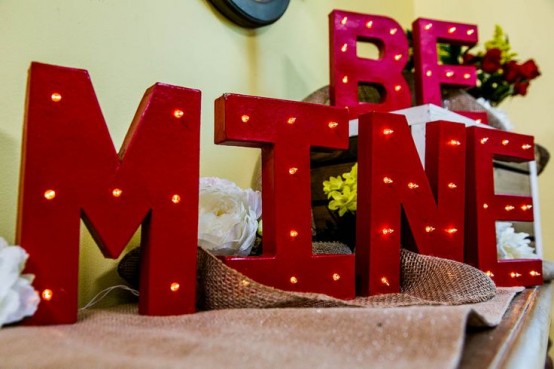 Cute Valentine’s Day Marquee Ideas For Your Home Mark Steines and Cristina Ferrare talk with actor and comedian John Gemberling about his hit comedy “Marry Me”! From “The Young and the Restless” actress Jessica Collins joins us in the kitchen to make an amazing Crème Brûlée French Toast! Our own Matt Iseman helps you control your insomnia and get a good night’s sleep. Debbie Matenopoulos and movie critic, Meg Grant, hit the red carpet for AARP’s 14th Annual “Movies For Grownups” awards gala! Tanya Memme makes “monstrous” accessories for your child’s bedroom. We have a special performance by pop group “the Company Men” from their new album “#throwbackPOP”! CEO of “Darby Smart” Nicole Farb shows us how to make our own DIY Marquee! Then, Kym Douglas shows you the rules for jewels and how to match accessories to your body type.