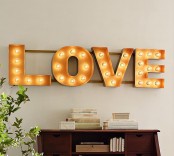 cute-valentines-day-marquee-ideas-for-your-home-26