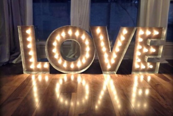 Cute Valentine’s Day Marquee Ideas For Your Home