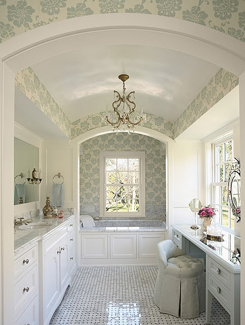 70 Delicate Feminine Bathroom Design Ideas - DigsDigs