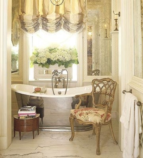 70 Delicate Feminine Bathroom Design Ideas - DigsDigs