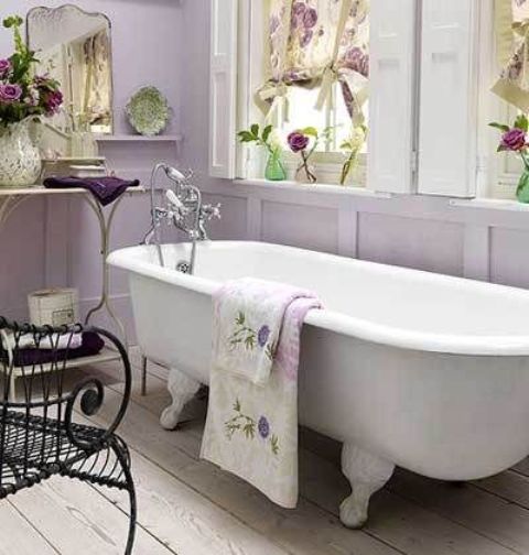 Delicate Home Decor Ideas With Lavender