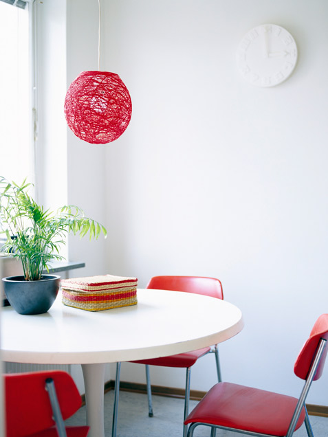 Dining Area With Red Accents Dining Area With Red Accents