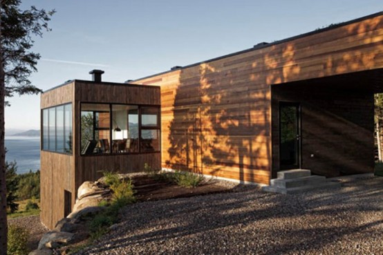 Dramatic Architecture And Interior Of Malbaie V House