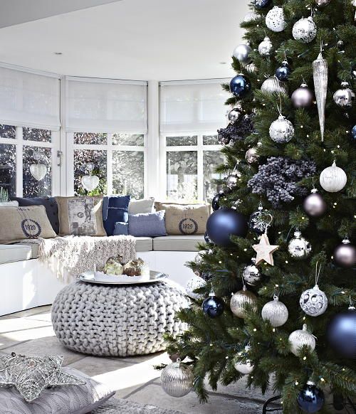 55 Dreamy Christmas  Living  Room  D cor Ideas  DigsDigs