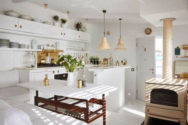 Dreamy Mediterranean Vacation Home Design In White