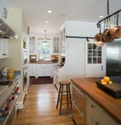 easy-tips-for-creating-a-farmhouse-kitchen-12