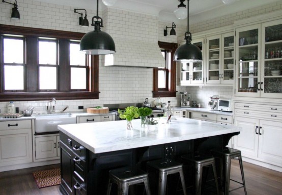 Easy Tips For Creating A Farmhouse Kitchen
