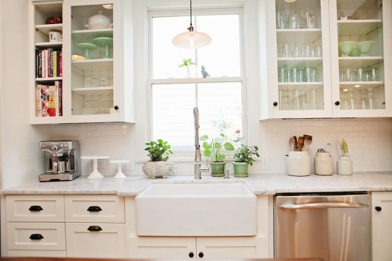 Easy Tips For Creating A Farmhouse Kitchen