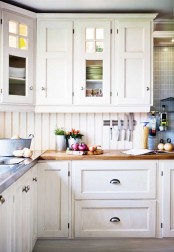 easy-tips-for-creating-a-farmhouse-kitchen-9
