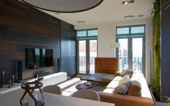 Eclectic Elegant Apartment With Green Walls