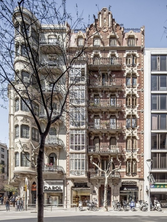Eixample Residence Mixing Modern Decor And Vintage Elements