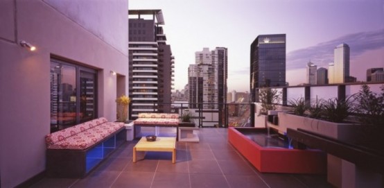 Elegant Apartment With Amazing Terrace Design
