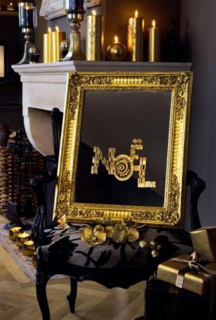 refined black and gold Christmas and NY sign on a chic black stool is a stylish and bold idea for those who love elegance