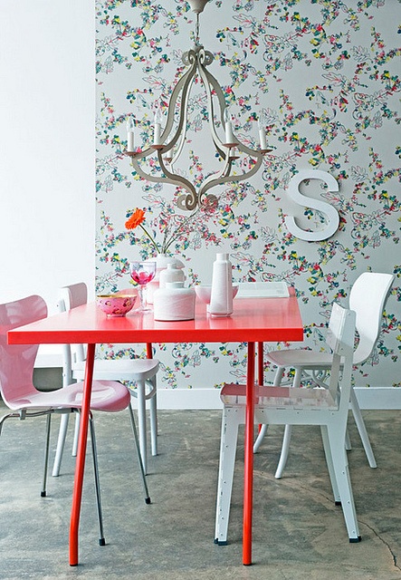 44 Elegant Feminine Dining Room Design Ideas - DigsDigs