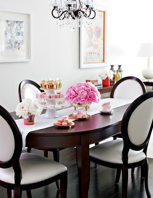 44 Elegant Feminine Dining Room Design Ideas - DigsDigs