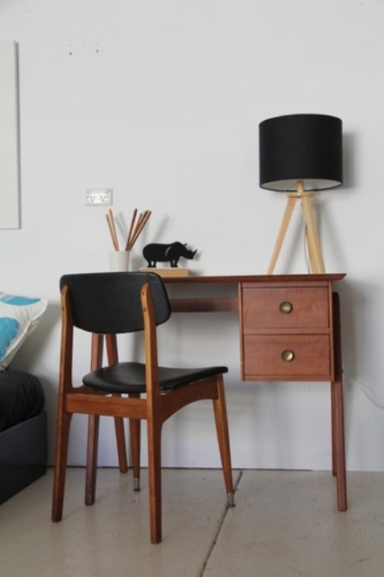 Elegant Mid Century Desk To Get Inspired