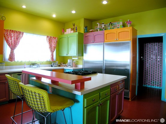 Extremly Colorful Beach House