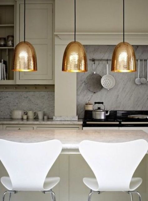 Eye Catching Metallic Home Decor Ideas