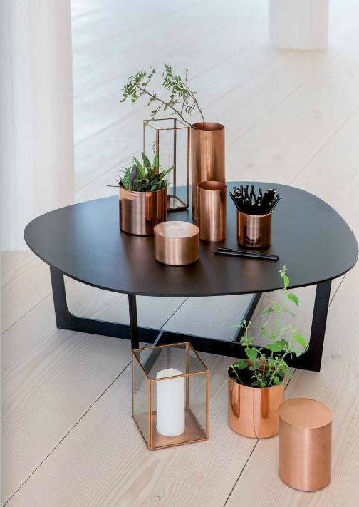 Eye Catching Metallic Home Decor Ideas