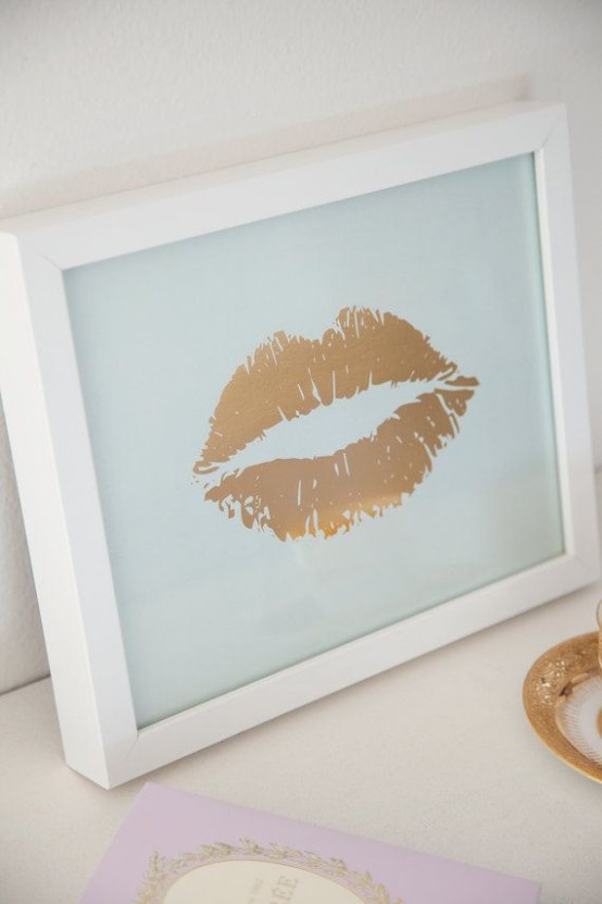 Eye Catching Metallic Home Decor Ideas